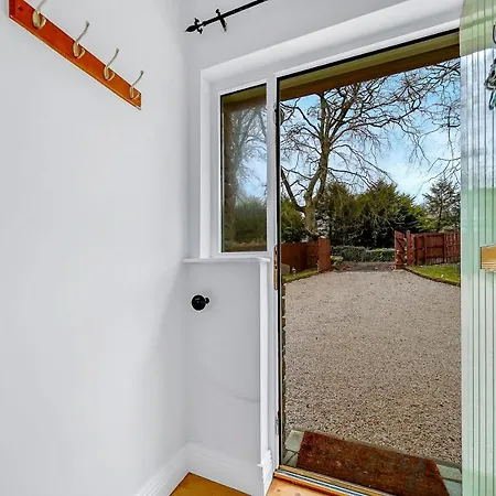 Luxury With Games - Sleeps 10
