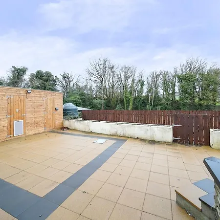 Spacious Coastal With Games - Sleeps 10 *